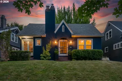 3325 NE Holladay St, Portland, OR 97232 - Photo 2