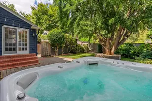 3325 NE Holladay St, Portland, OR 97232 - Photo 42