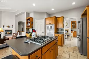 3133 Fleming Pl, Forest Grove, OR 97116 - Photo 12