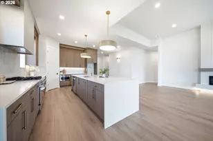 3718 N 12th Cir, Ridgefield, WA 98642 - Photo 8