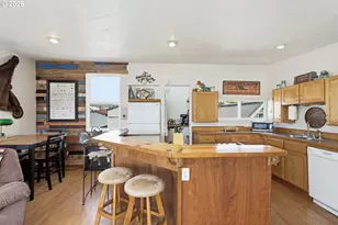 101 N Boat Basin Rd, The Dalles, OR 97058 - Photo 14