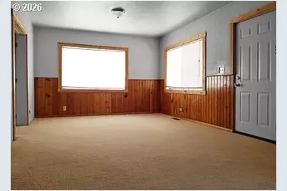 1170 Walnut St, Baker City, OR 97814 - Photo 2