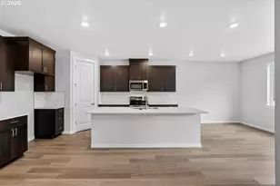 3107 SW 4th Ave, Battle Ground, WA 98604 - Photo 2