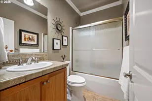 426 Troon Ave, Woodburn, OR 97071 - Photo 32