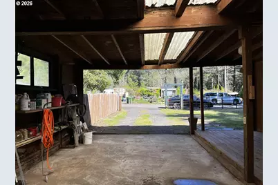 85122 Cedar Dr, Florence, OR 97439 - Photo 8