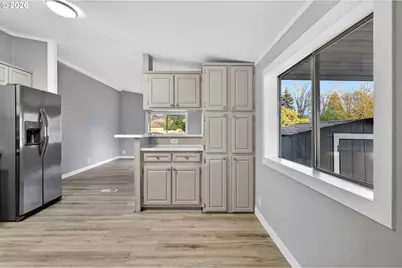1500 NE Gabriela No. 27 Ct #27, Salem, OR 97301 - Photo 8