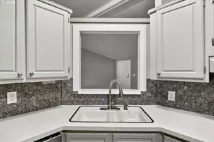 1500 NE Gabriela N 27 Ct, Salem, OR 97301 - Photo 10