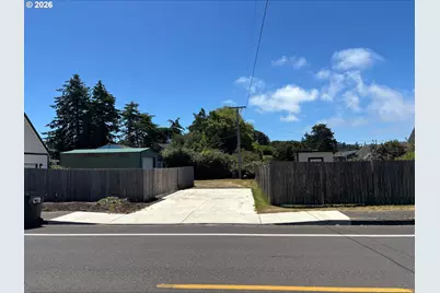 467 Kingwood St, Florence, OR 97439 - Photo 8