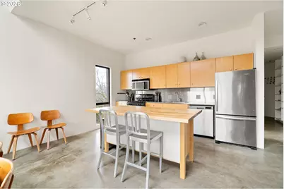 2373 SE 44th Ave #302, Portland, OR 97215 - Photo 10