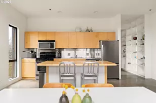 2373 SE 44th Ave, Portland, OR 97215 - Photo 8