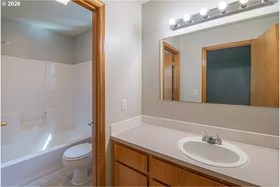 5518 SE 130th Ave, Portland, OR 97236 - Photo 18