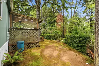 495 Village Pines Way, Coos Bay, OR 97420 - Photo 40