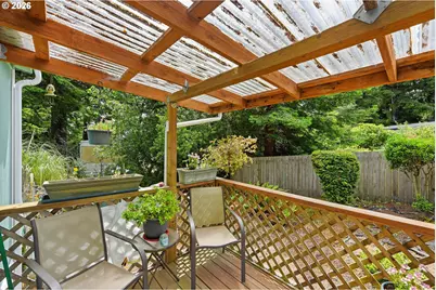 495 Village Pines Way, Coos Bay, OR 97420 - Photo 8