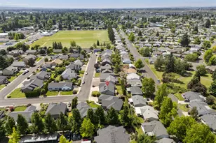 1329 Anna St, Woodburn, OR 97071 - Photo 36