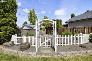 1329 Anna St, Woodburn, OR 97071 - Photo 30