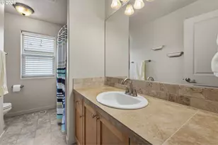 13639 SW King Lear Way, Portland, OR 97224 - Photo 16