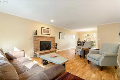 7422 SW 37th Ave, Portland, OR 97219 - Photo 4