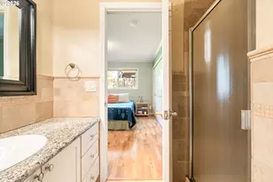 7422 SW 37th Ave, Portland, OR 97219 - Photo 12