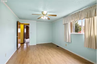 1501 Newport Way, Woodburn, OR 97071 - Photo 16