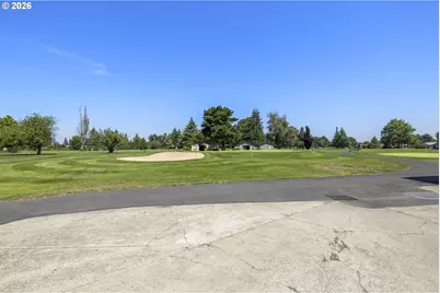 1501 Newport Way, Woodburn, OR 97071 - Photo 34