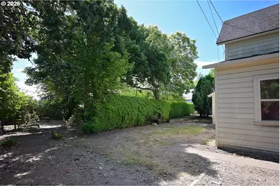 1710 SW 2nd St, McMinnville, OR 97128 - Photo 6
