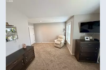 4889 Whitewater St NE, Salem, OR 97305 - Photo 20