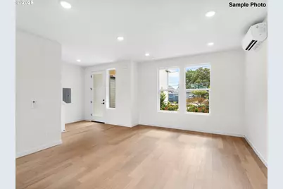 6725 SE Gladstone St, Portland, OR 97206 - Photo 2