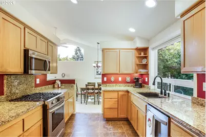 3363 Bentley Ave, Eugene, OR 97405 - Photo 16