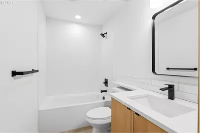 6794 SE Insley #3, Portland, OR 97206 - Photo 12