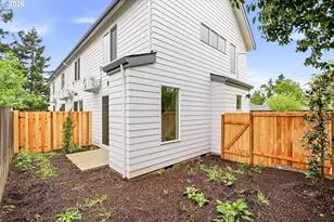 6794 SE Insley, Portland, OR 97206 - Photo 10