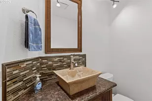 6013 SW Orchid Dr, Portland, OR 97219 - Photo 10