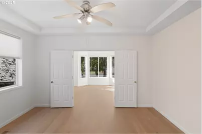 5728 NW Skycrest Pkwy, Portland, OR 97229 - Photo 18