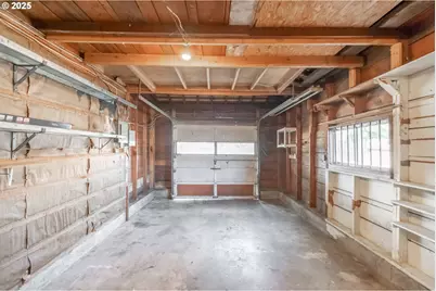 875 S 5th St, Lebanon, OR 97355 - Photo 22