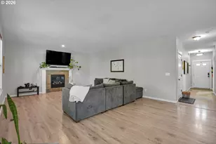 344 SE Condor Dr, Gresham, OR 97080 - Photo 18