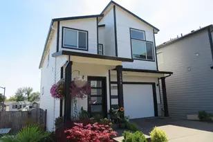 1598 19th Ave, Forest Grove, OR 97116 - Photo 4