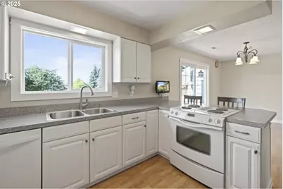 6869 S Knights Bridge Rd, Canby, OR 97013 - Photo 14