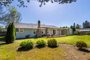 16085 SW Westwind Dr, Beaverton, OR 97078 - Photo 22