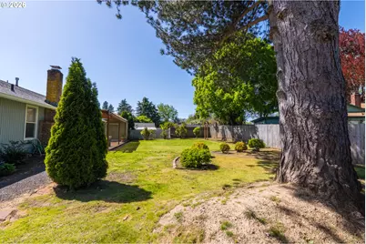 16085 SW Westwind Dr, Beaverton, OR 97078 - Photo 20