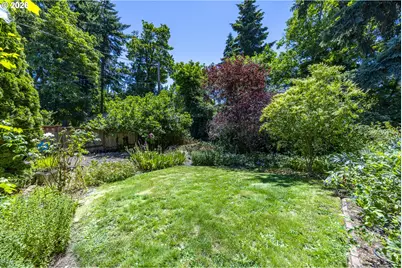 560 Blackfoot Ave, Eugene, OR 97404 - Photo 42