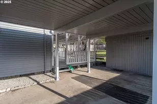 1551 NE Morris St, Roseburg, OR 97470 - Photo 34