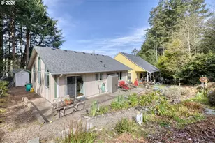 142 S Quadrant St, Rockaway Beach, OR 97136 - Photo 26