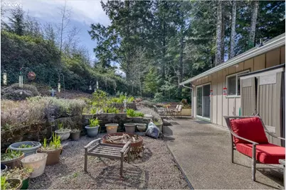 142 S Quadrant St, Rockaway Beach, OR 97136 - Photo 24