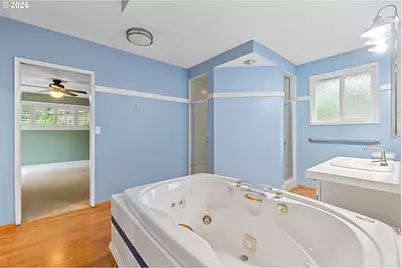 13068 SE Capistrano Ct, Milwaukie, OR 97222 - Photo 30