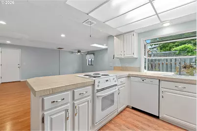 13068 SE Capistrano Ct, Milwaukie, OR 97222 - Photo 22