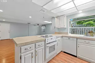 13068 SE Capistrano Ct, Milwaukie, OR 97222 - Photo 22