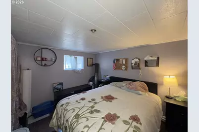 844 NE Johnson St, Myrtle Creek, OR 97457 - Photo 10
