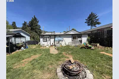 844 NE Johnson St, Myrtle Creek, OR 97457 - Photo 24