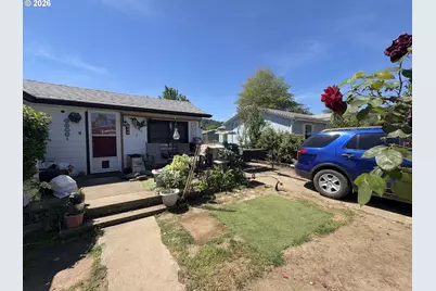 844 NE Johnson St, Myrtle Creek, OR 97457 - Photo 30