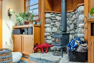 409 2nd St, Astoria, OR 97103 - Photo 6