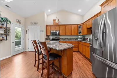 439 SE Cedar Creek Ln, Estacada, OR 97023 - Photo 2